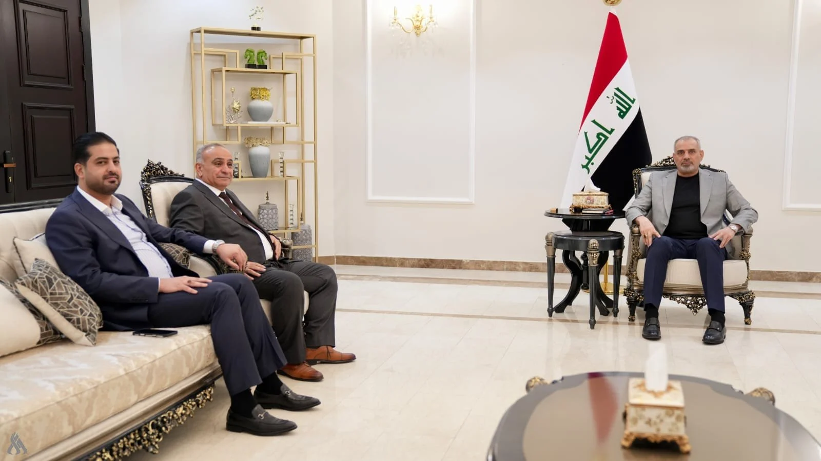 فيحان ورئيس هيئة الاستثمار يؤكدان أهمية إخضاع العقود والمشاريع للمراجعة والتقييم » وكالة الانباء العراقية (واع)